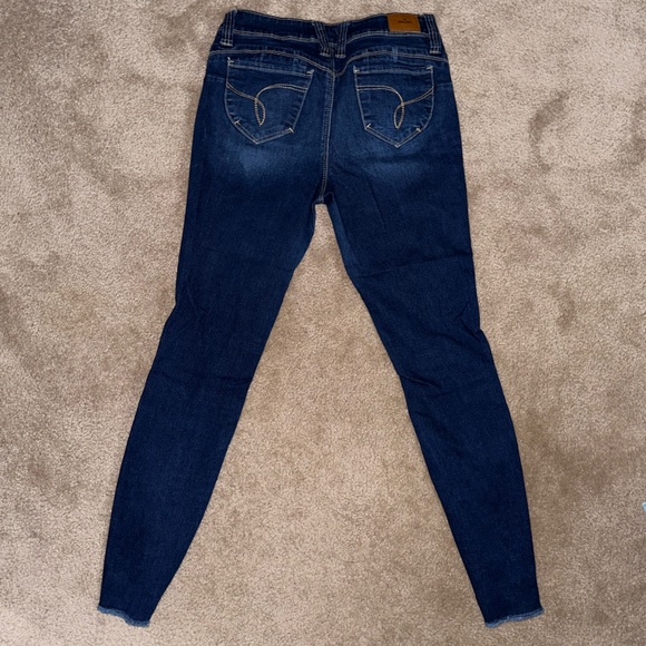 Jeans - Picture 2 of 3